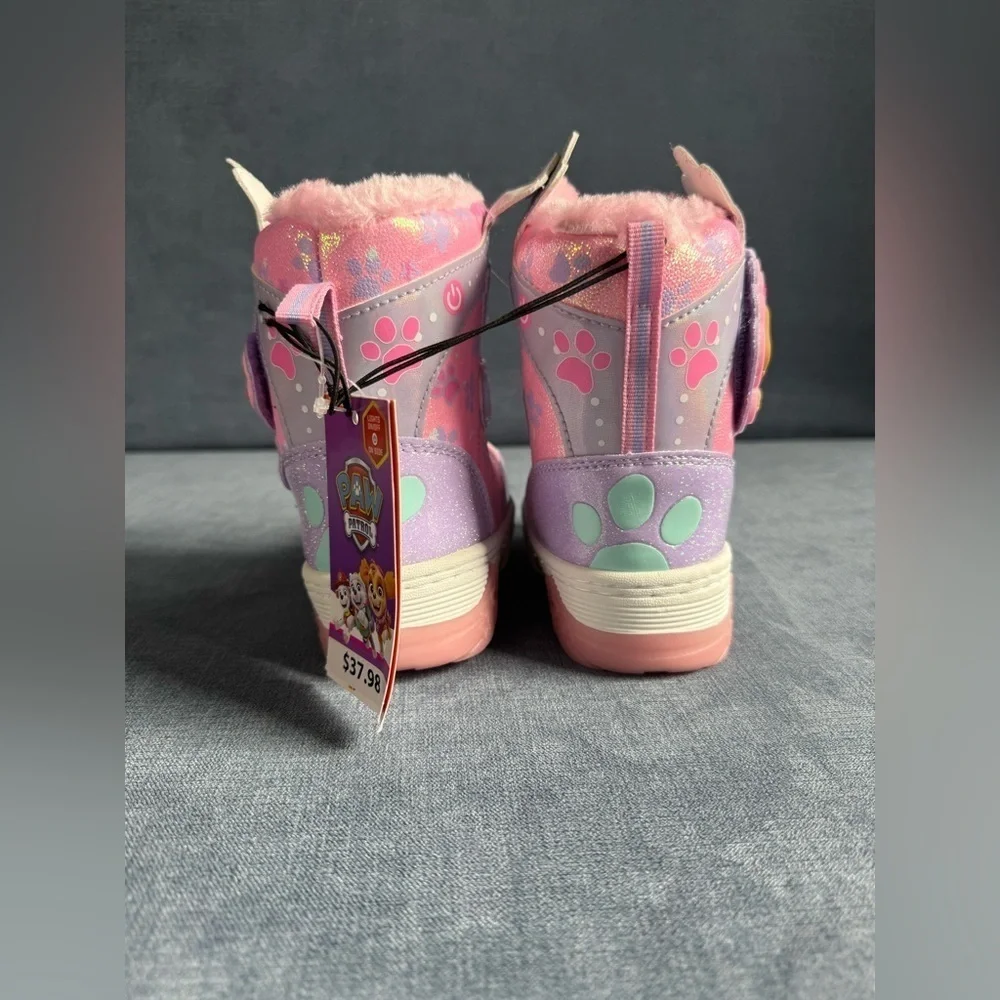 Paw Patrol Sky Light Up Snow Boots Toddler Girls SZ 6 Pink Velcro Closure Warm